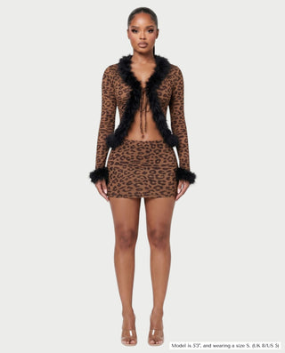 Conjunto de leopardo con ribete de piel sintética JADE