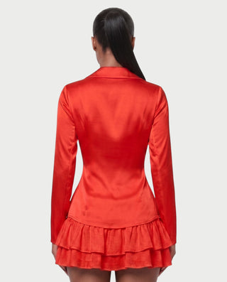 Vestido mini de malla con aberturas y detalle de cadena de JUVIA