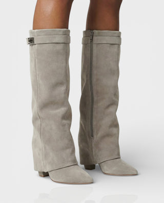 Botas hasta la rodilla con punta recta MAISY