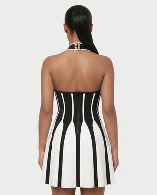 Vestido mini acampanado con escote en V profundo AMARIL