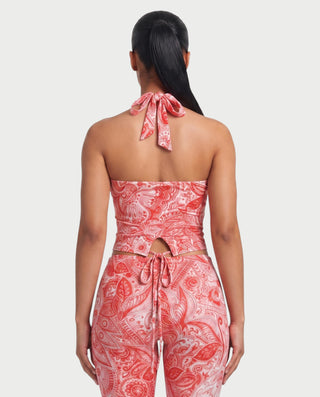 Vestido mini de malla con aberturas y detalle de cadena de JUVIA