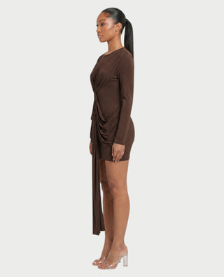 Vestido mini de manga larga con nudo delantero de ORIYA