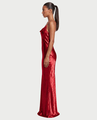 Vestido largo sin espalda y cuello vuelto de NILLA