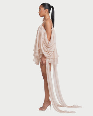 Vestido mini de malla con aberturas y detalle de cadena de JUVIA