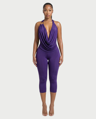 Conjunto de top con cuello halter y pantalones capri ALYNE