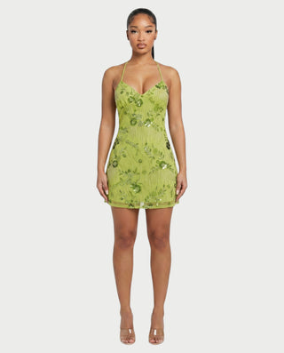 Vestido mini de malla con aberturas y detalle de cadena de JUVIA