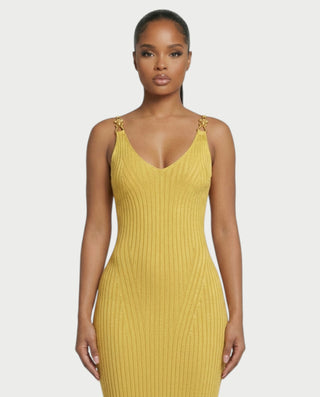 Vestido midi con flecos y escote pronunciado de LIRRA