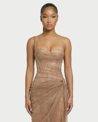 Vestido midi con flecos y escote pronunciado de LIRRA