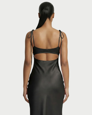 ORLAYA Vestido largo con escote halter y abertura alta