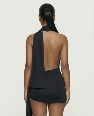 Vestido mini drapeado con escote halter y aberturas ZOLYN
