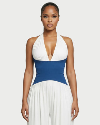 Mono de pierna ancha con cuello halter y espalda descubierta de AMARIS