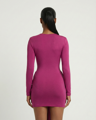 Vestido mini de manga larga con nudo delantero de ORIYA