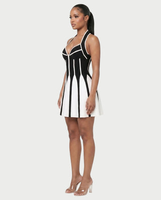 Vestido mini acampanado con escote en V profundo AMARIL