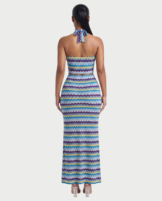 Vestido mini de malla con aberturas y detalle de cadena de JUVIA