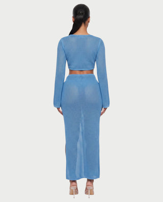 Vestido mini de malla con aberturas y detalle de cadena de JUVIA