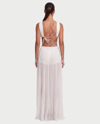 Vestido mini de malla con aberturas y detalle de cadena de JUVIA