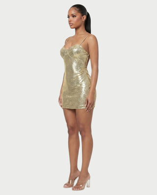 Vestido mini de malla con aberturas y detalle de cadena de JUVIA