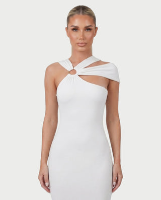 Vestido largo halter con abertura en el frente y anilla de LUSSY