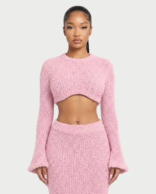 Vestido mini de malla con aberturas y detalle de cadena de JUVIA