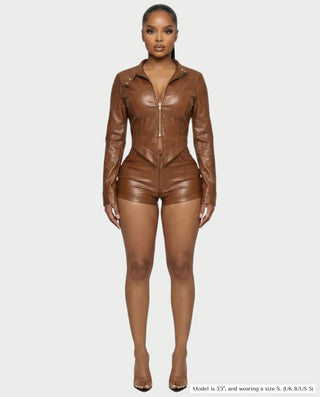 Conjunto de chaqueta de cuero y pantalones cortos de cintura alta BRIXA