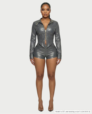 Conjunto de chaqueta de cuero y pantalones cortos de cintura alta BRIXA