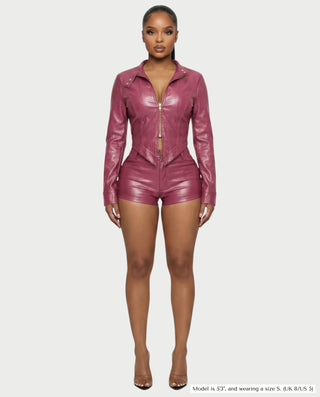 Conjunto de chaqueta de cuero y pantalones cortos de cintura alta BRIXA