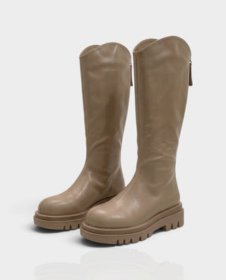 EMRYN Curved Top Knee-High Lug Sole Boots