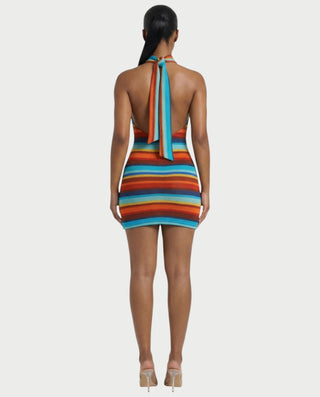 Vestido midi con flecos y escote pronunciado de LIRRA
