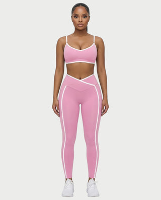 Chaleco corto con hebilla frontal de piel sintética QUELLA