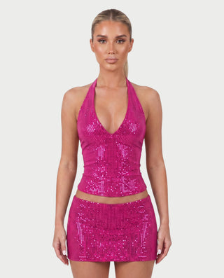 Vestido mini de malla con aberturas y detalle de cadena de JUVIA