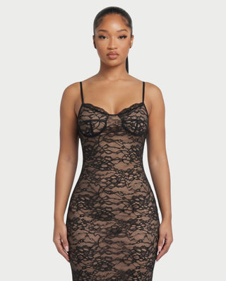 SITTIE Sweetheart Neckline Lace Bustier Fitted Maxi Dress