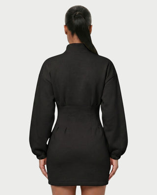 Vestido jersey con cuello alto y cremallera delantera de RINNA