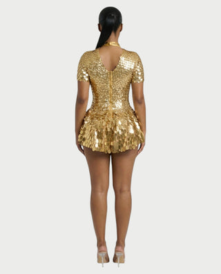 Vestido midi con flecos y escote pronunciado de LIRRA