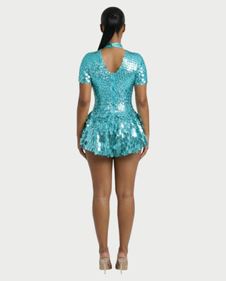 Vestido midi con flecos y escote pronunciado de LIRRA