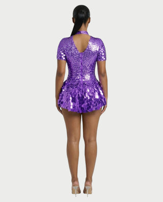 Vestido midi con flecos y escote pronunciado de LIRRA