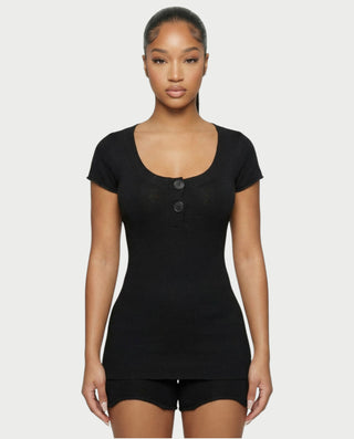 VIYERA Ribbed Button-Front Fitted Top & Shorts Set