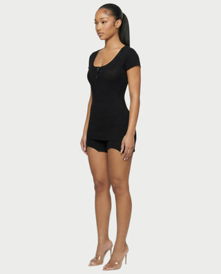 VIYERA Ribbed Button-Front Fitted Top & Shorts Set