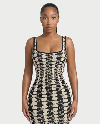 Vestido largo con estampado de lunares geométricos de VEXANA