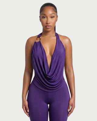 Conjunto de top con cuello halter y pantalones capri ALYNE