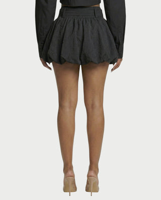 Vestido midi con flecos y escote pronunciado de LIRRA
