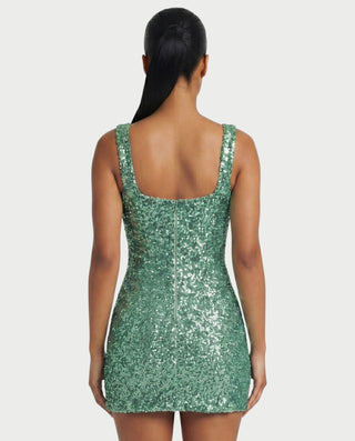 Vestido mini de malla con aberturas y detalle de cadena de JUVIA