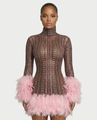 Vestido midi con flecos y escote pronunciado de LIRRA