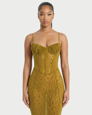 Vestido midi con flecos y escote pronunciado de LIRRA