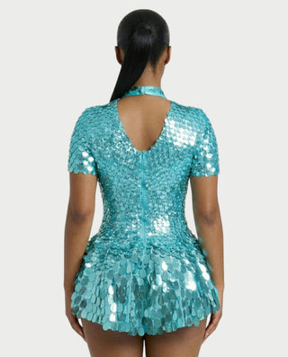 Vestido midi con flecos y escote pronunciado de LIRRA