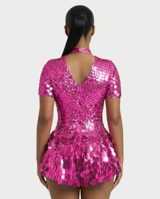 Vestido midi con flecos y escote pronunciado de LIRRA