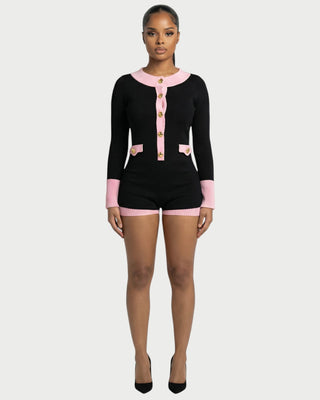 Mono de satén con plumas sintéticas y cuello en V profundo de LANNY