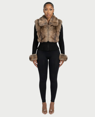 TRINAYA Faux Fur Trim Ribbed Knit Jumper