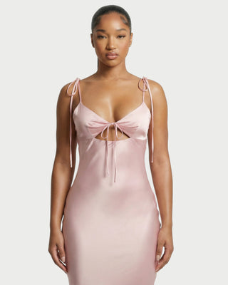 ORLAYA Vestido largo con escote halter y abertura alta