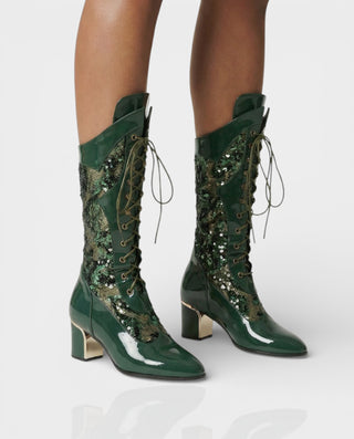 Botas de media caña bordadas con cordones AROLA