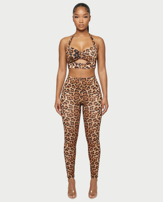 Conjunto de top y leggings con aberturas de leopardo de NIA